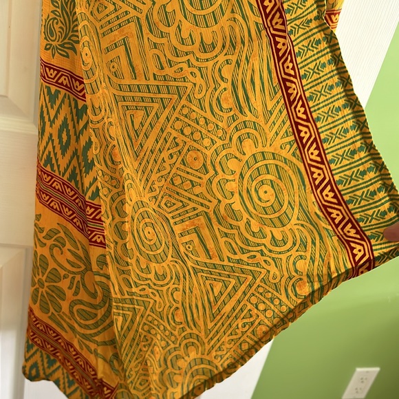 Sari 🥻 Duster - Picture 3 of 7